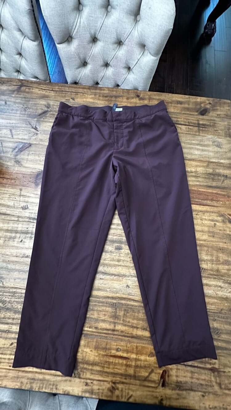 Mondetta Tailored Pants Size 16 Burgundy Pull On Comfort Stretch